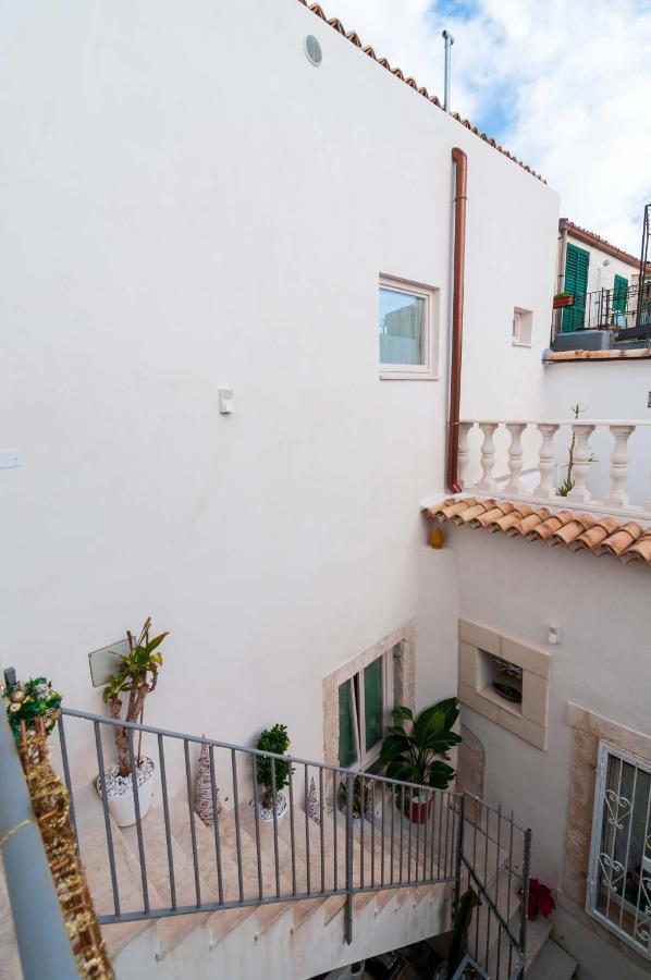 דירות סירקוזה L'Alba Di Ortigia A Due Passi Dal Mare מראה חיצוני תמונה